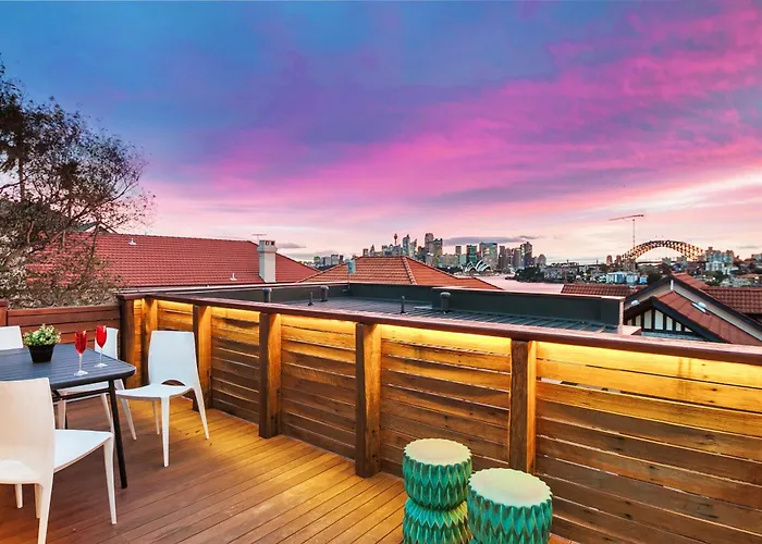 Cremorne Point Manor